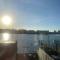 Stylish 2 Bed Riverside House, 2 Kingsize beds, Free Parking - Southampton