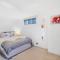 Apt 3, Soho Apartments 2nd & 3rd floors by Indigo Flats - Лондон