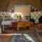 Self Contained Yurt - Botany - 廷特恩