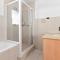 Cozy 1bed plus study with backup power - 开普敦
