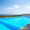 Infinity Villa with Pool, BBQ and Ping-Pong Table, 2km from the beach - Acipópulo