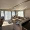 Elan Gold 2bedroom with Bath by Main Complex,West Sands - 塞尔西
