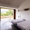 Sparkling 3BR Villa with Pool at Mesa de Yeguas - 阿纳波伊马