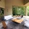 Sparkling 3BR Villa with Pool at Mesa de Yeguas - 阿纳波伊马