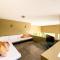 Sparkling 3BR Villa with Pool at Mesa de Yeguas - 阿纳波伊马