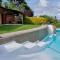 Apartamento con piscina y excelentes vistas