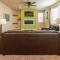 Newly Built 4BR Spacious Retreat in Peyton - Peyton