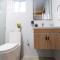 Modern 3BR! 9FL, King Bed! STI with Pool! Fast wifi! - Santiago de los Caballeros