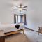 Relax in Blakeslee - Spacious 5BR Home with BBQ - Blakeslee