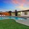 Luxe Home w Pool & Firepit, Bachelorette Friendly - San Diego
