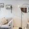 Lake View Studio near Marina with Pool, Sauna and Gym - Dubaj
