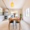 Charming Holiday Home with Private Pool - Hautefort