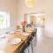 Charming Holiday Home with Private Pool - Hautefort