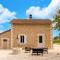 Charming Holiday Home with Private Pool - Hautefort