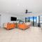 Luna Blu & The Beach Loft Yeppoon- Private Apartments - 耶蓬