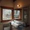 Dibbin’s Chalet