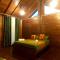 Warahana Riverside Cottage Entire Room