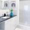 Stylish Executive City Pad w Parking and Pool