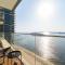 Beachfront, Perfect sea view, Private beach access, 2-BDR - Dubaj