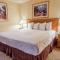 Studio 153 at Perfect Location w Pool & Hot Tub - كريستيد بات