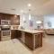 Mid-Century Modern Phoenix Condo, Walk to High St!
