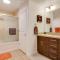 Mid-Century Modern Phoenix Condo, Walk to High St!