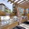 Mid-Century Modern Phoenix Condo, Walk to High St!