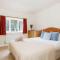 Charming Beach Getaway - Spacious 4BR sunny garden - West Wittering