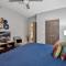 Chic and Comfy 2 BD, 2 Bath with Pool View, Pets Welcome - Durham
