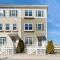 Broad Marsh Beach House II
