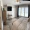 Spacious 2Nd Floor Unit In Brant Beach - Brighton Beach