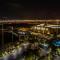Stunning 1BR Strip Views & Balcony Suite 12701 - لاس فيغاس