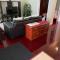 Spacious 6 beds 3 baths home in Central WiFi parking AC - 埃德蒙顿