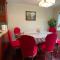 Spacious 6 beds 3 baths home in Central WiFi parking AC - 埃德蒙顿