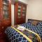 Spacious 6 beds 3 baths home in Central WiFi parking AC - 埃德蒙顿