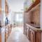 Gorgeous Home In Le Rove With Wifi - 乐罗夫