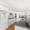 Mar-Lins - Pet Friendly - 2 Mins Walk to Beach