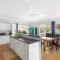 Mar-Lins - Pet Friendly - 2 Mins Walk to Beach