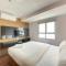 Luxurious & Cozy 2BR Gateway Pasteur Apartment near Exit Toll By Travelio - 万隆