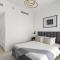 2BR Elegant Interior, Breathtaking Views, Downtown - Dubaj