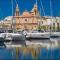 Modern En-suite Room in a share Apartment at Msida heart - Msida