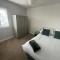 Horsforth Studios- A Home From Home Perfectly Located 6 minutes to LBA Airport and a 1 Minute Walk to the Station - Horsforth