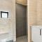 Stunning Home In Dronningmølle - Dronningmølle