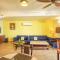 VILLA M - JIA 3- 3BHK in Candolim, Pool Facing, Near Beach, Breakfast Included - كاندوليم
