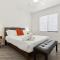 CozySuites Glendale by the stadium with pool 30 - غليندال