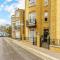 Charming Town House by the Seaside - Balcony, Self-Check-In, Fast WiFi and Smart TVs by Yoko Property - رامسغات