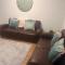 Home Away from Home, 4 bedroom Family and Contractor Apartment in a Central Warwick Location with free Parking - Warwick