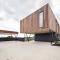 Lumiere-Stunning Coastal Retreat