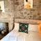 Cheviot House Gallery And Guest Rooms - 伍勒