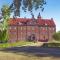 Gorgeous Home In Grenaa With Wifi - Brøndstrup